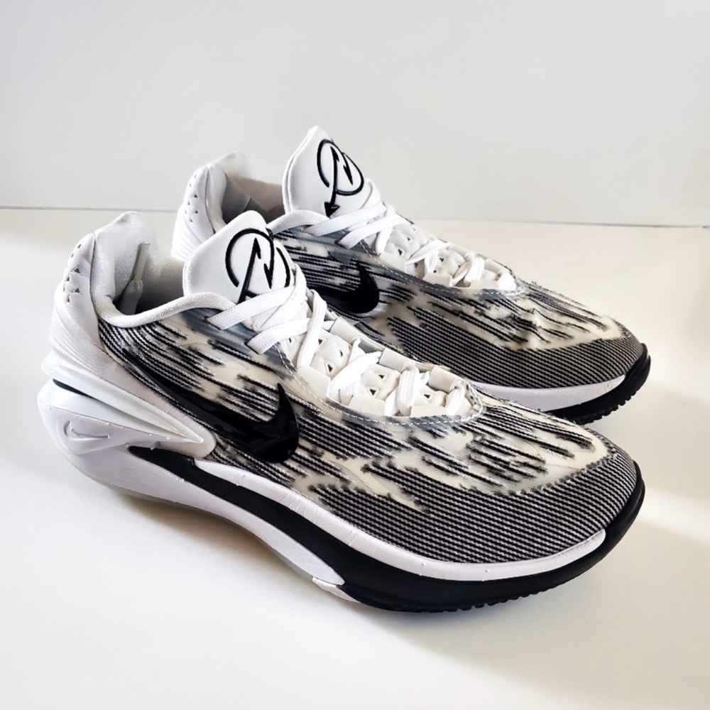 Nike Air Zoom GT Cut 2TB White Black Men's Size 7.5